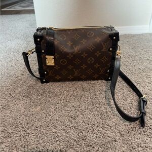 Brown Trunk Crossbody